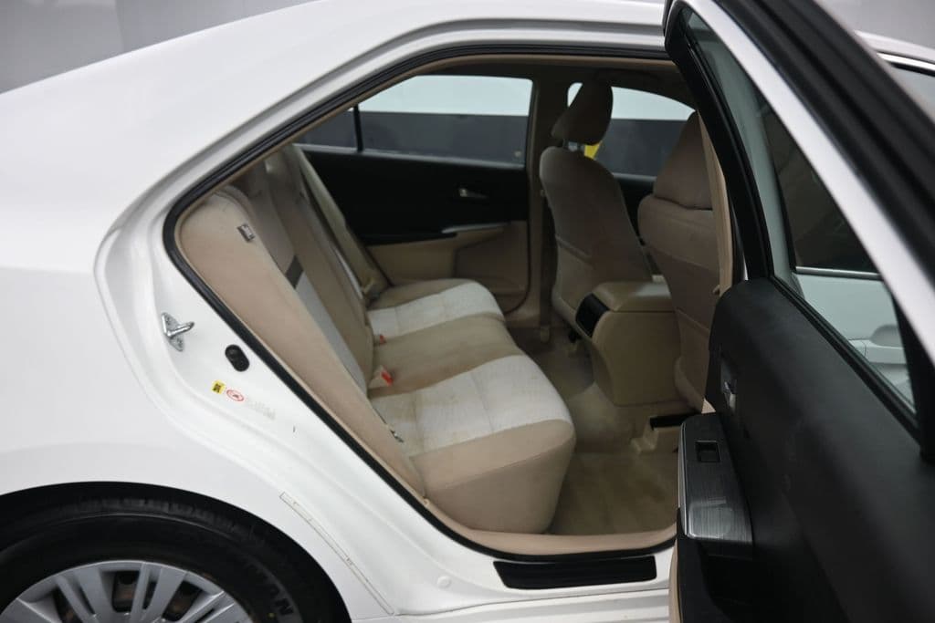 2012 Toyota Camry Hybrid LE, photo 33 of 54