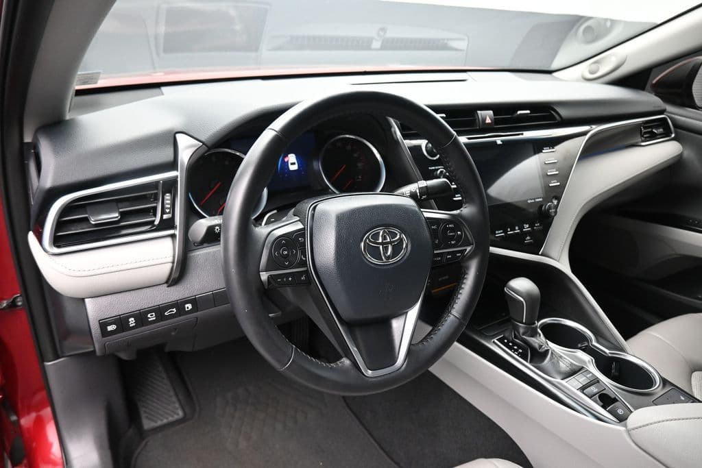 2018 Toyota Camry XSE V6, photo 13 of 60