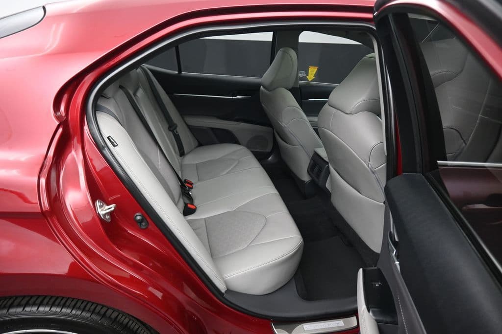 2018 Toyota Camry XSE V6, photo 38 of 60