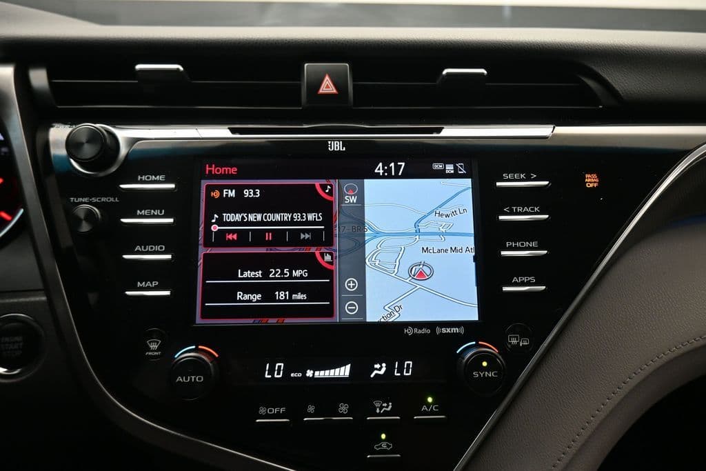 2018 Toyota Camry XSE V6, photo 16 of 60