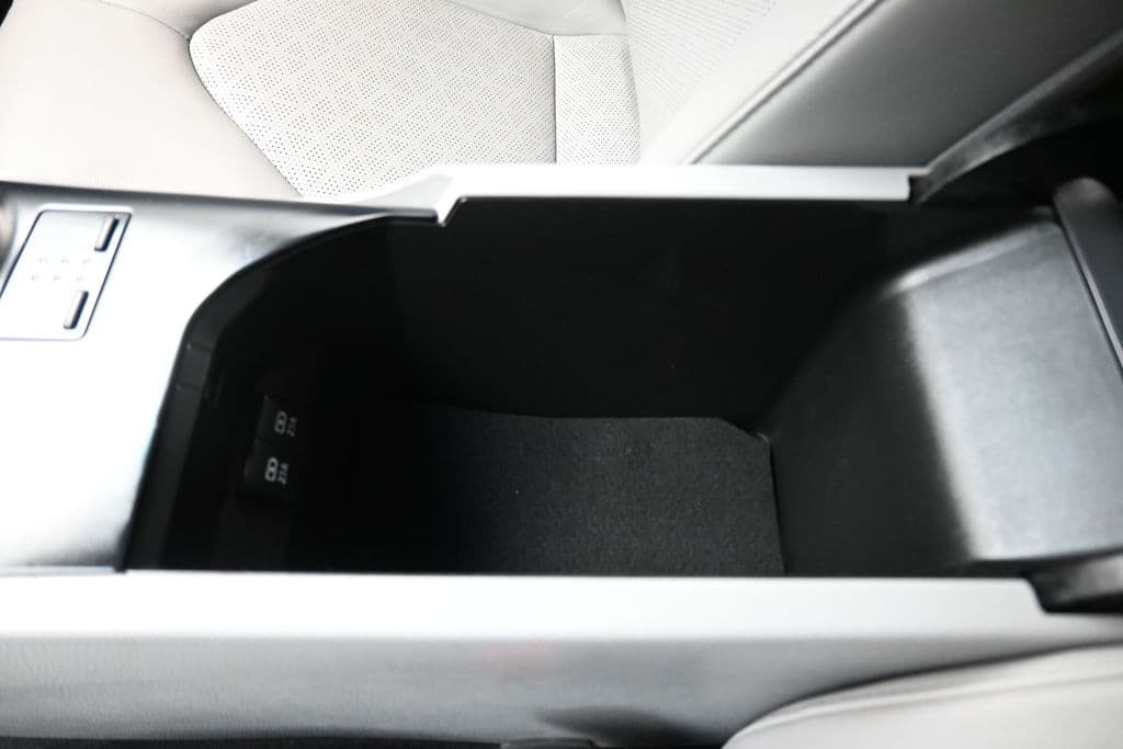 2018 Toyota Camry XSE V6, photo 24 of 60