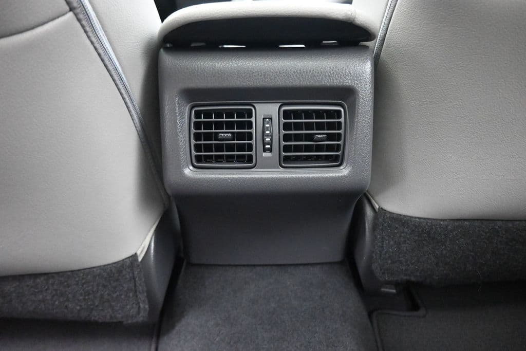 2018 Toyota Camry XSE V6, photo 35 of 60