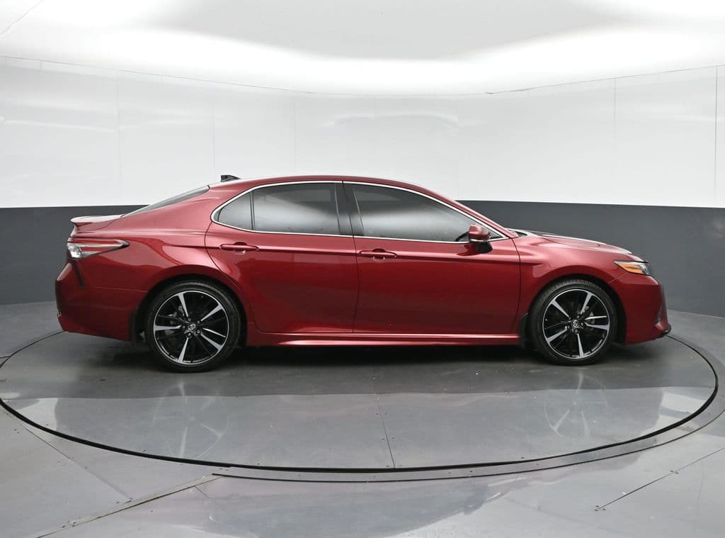 2018 Toyota Camry XSE V6, photo 8 of 60