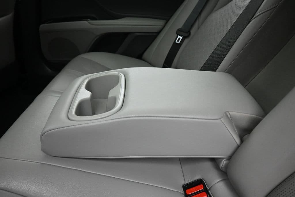 2018 Toyota Camry XSE V6, photo 34 of 60