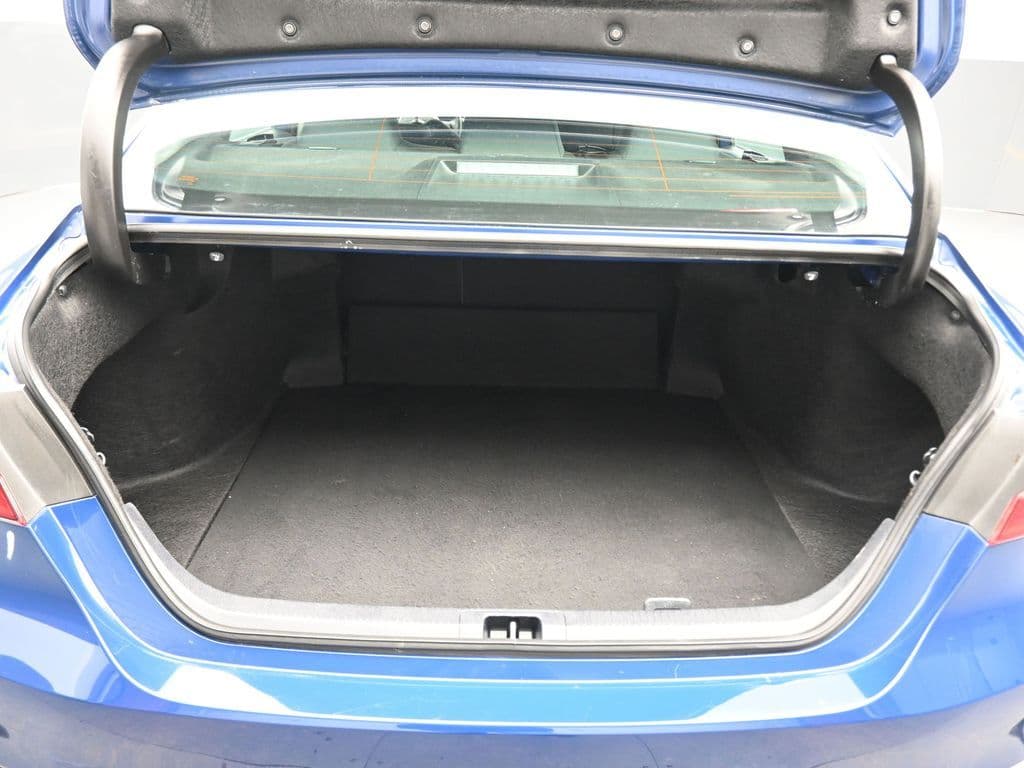 2024 Toyota Camry LE, photo 40 of 56