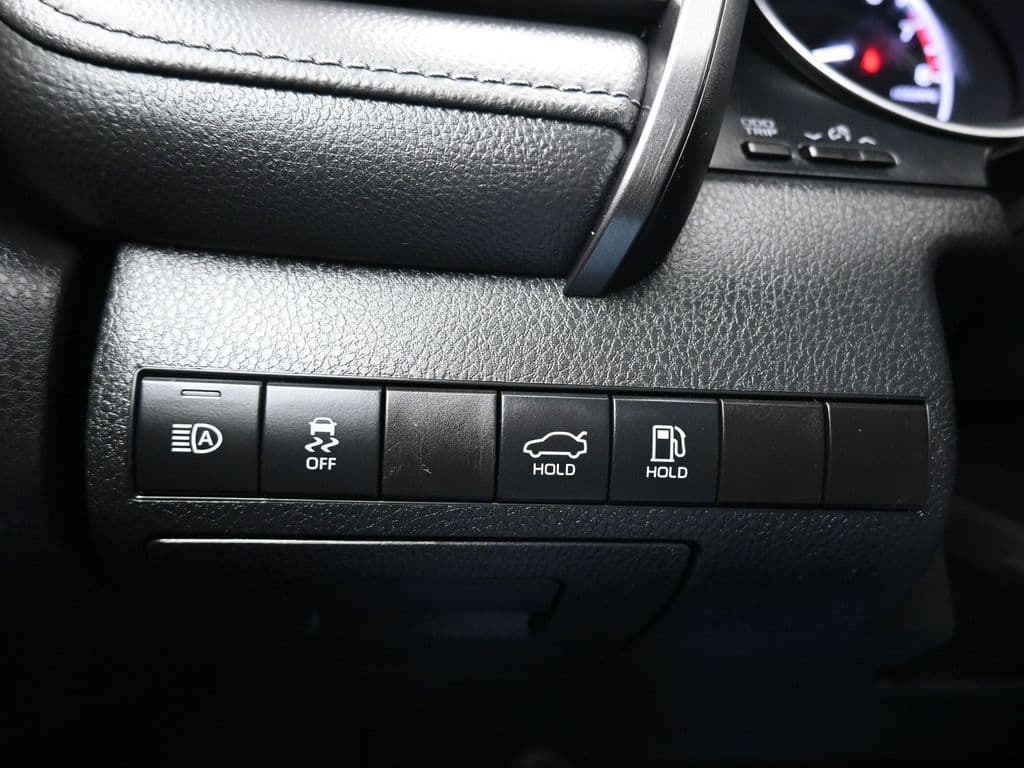 2024 Toyota Camry LE, photo 24 of 56