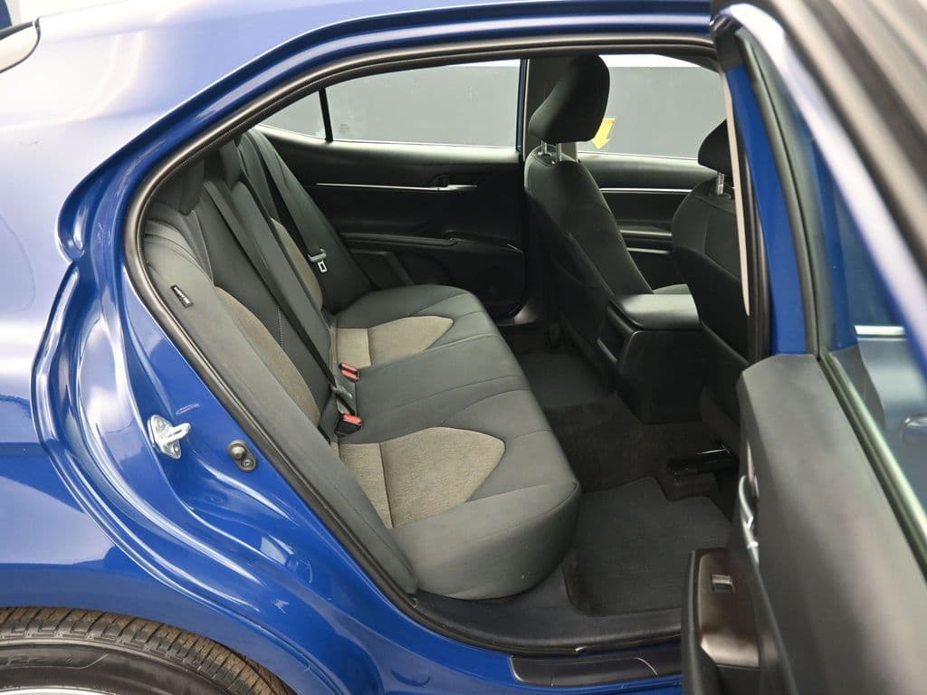2024 Toyota Camry LE, photo 34 of 56
