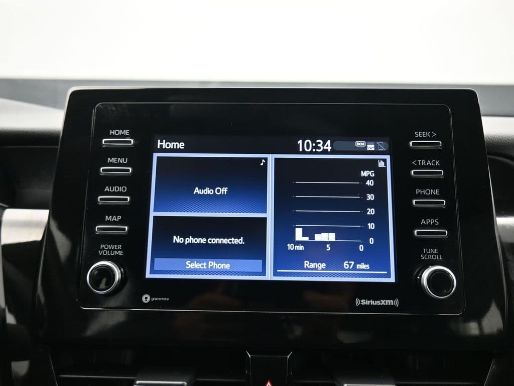 2024 Toyota Camry LE, photo 16 of 56