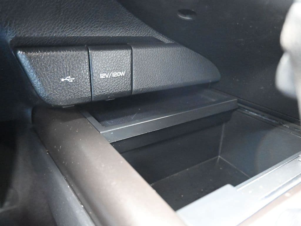 2024 Toyota Camry LE, photo 20 of 56