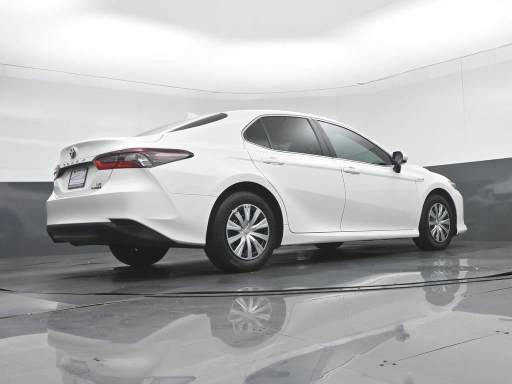 2021 Toyota Camry Hybrid LE, photo 52 of 56