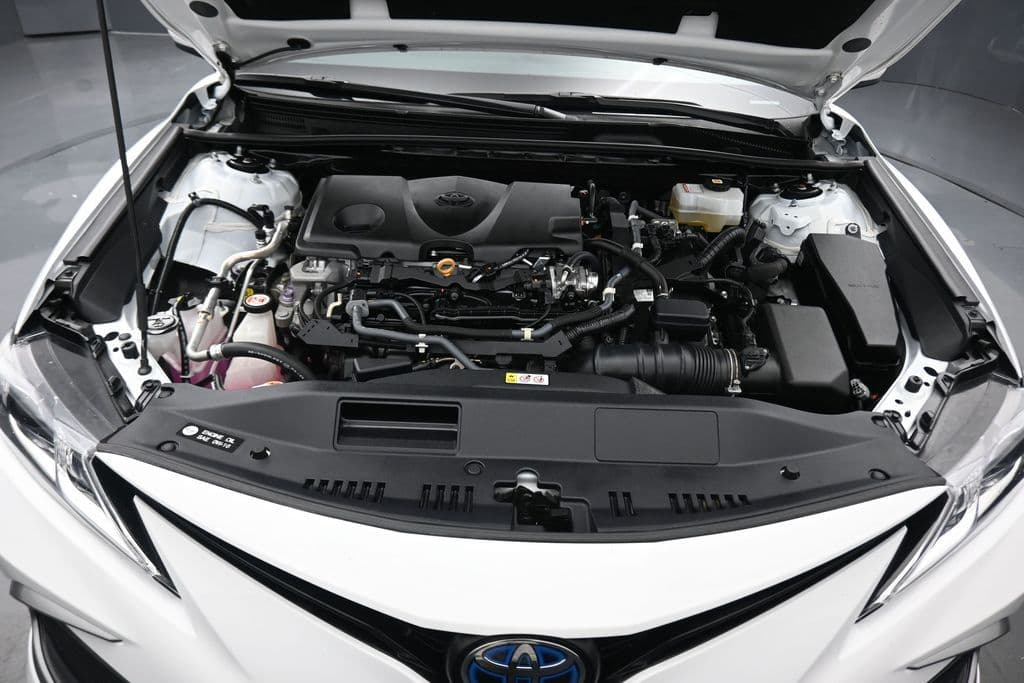 2021 Toyota Camry Hybrid LE, photo 45 of 56