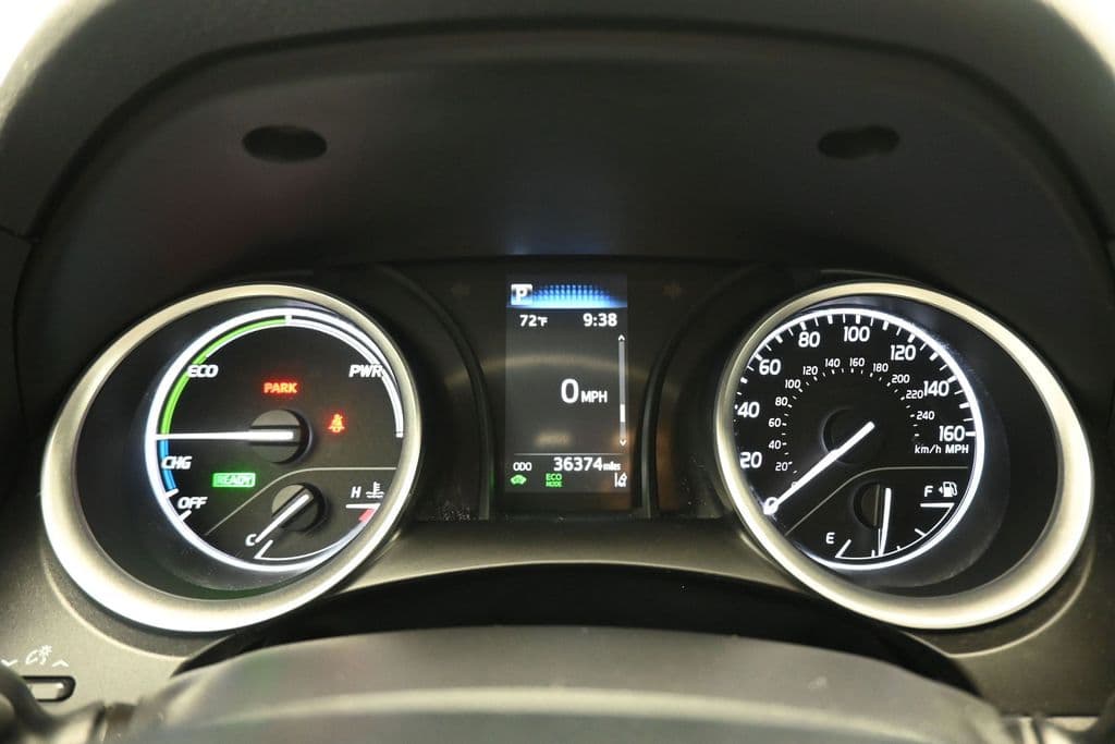 2021 Toyota Camry Hybrid LE, photo 15 of 56