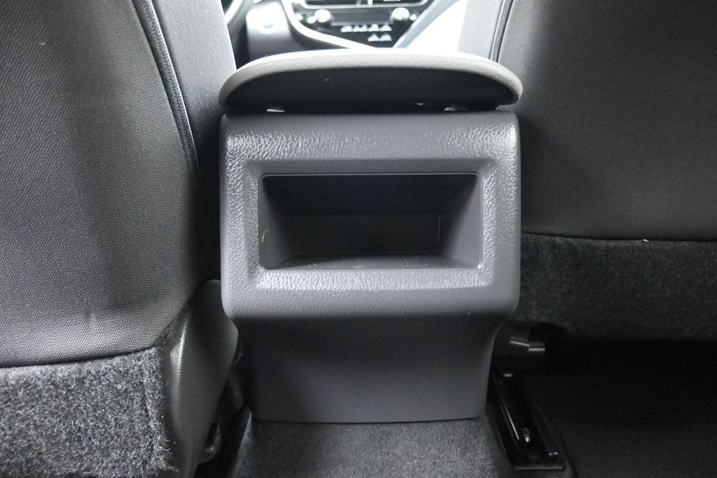 2021 Toyota Camry Hybrid LE, photo 33 of 56