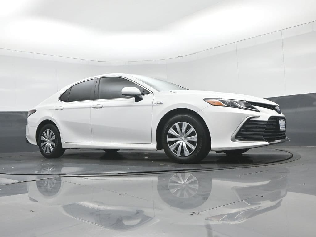 2021 Toyota Camry Hybrid LE, photo 49 of 56