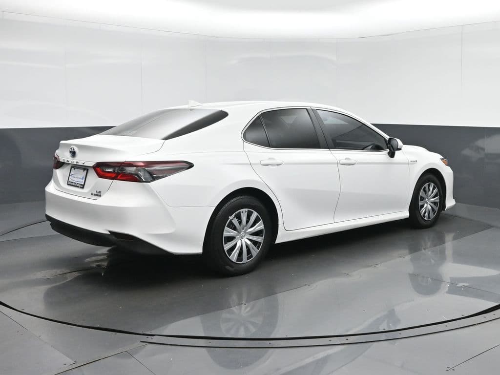 2021 Toyota Camry Hybrid LE, photo 7 of 56
