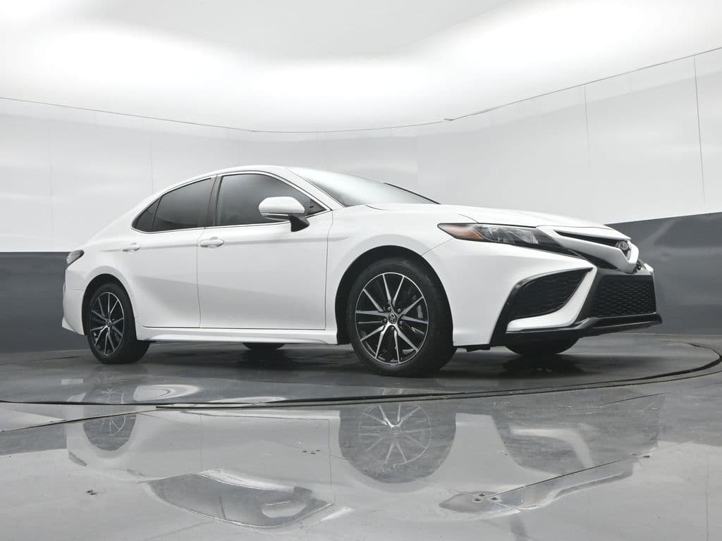 2023 Toyota Camry SE, photo 49 of 56