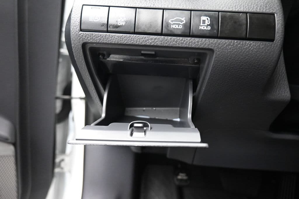 2023 Toyota Camry SE, photo 25 of 56