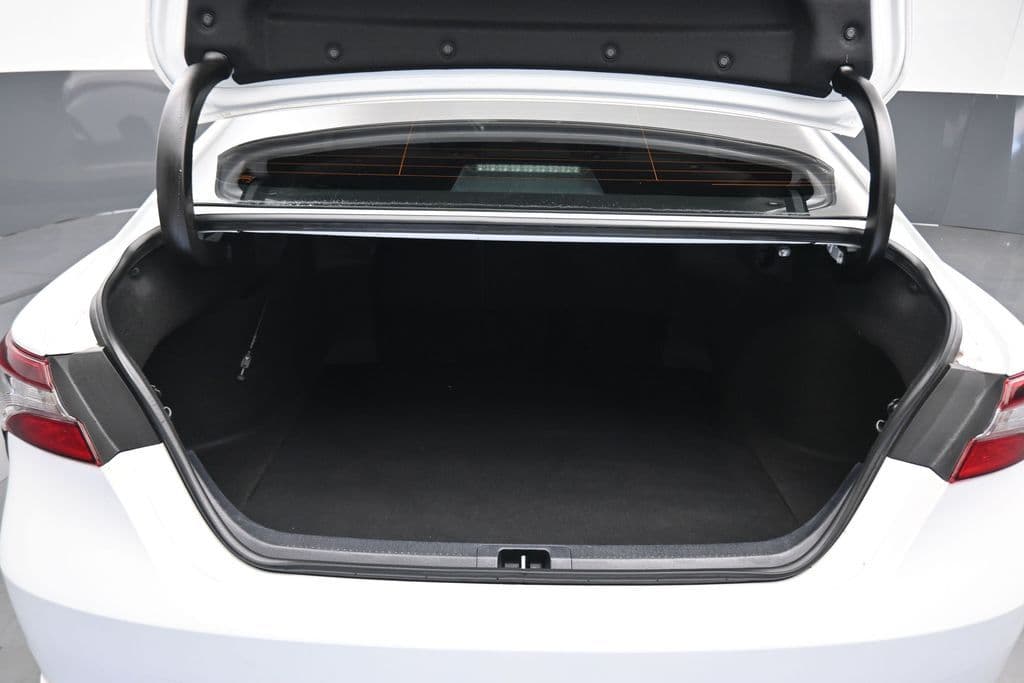 2023 Toyota Camry SE, photo 42 of 56