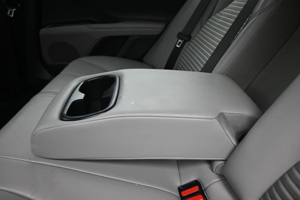 2023 Toyota Camry SE, photo 31 of 56
