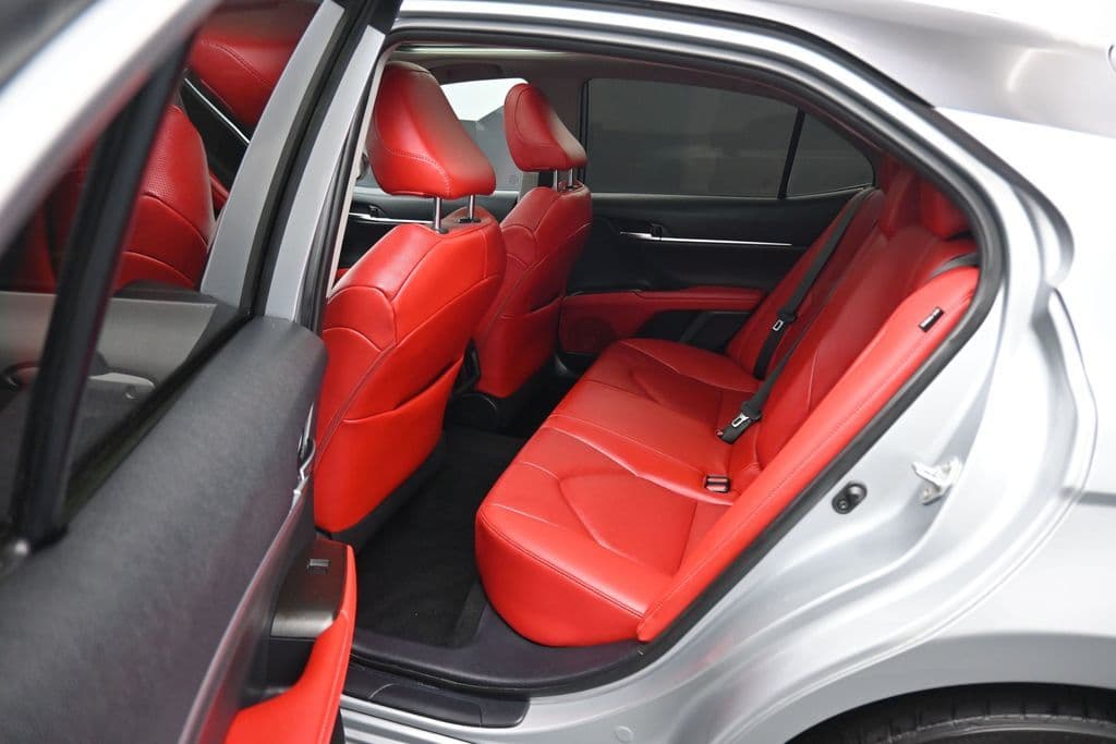 2021 Toyota Camry XSE, photo 35 of 61