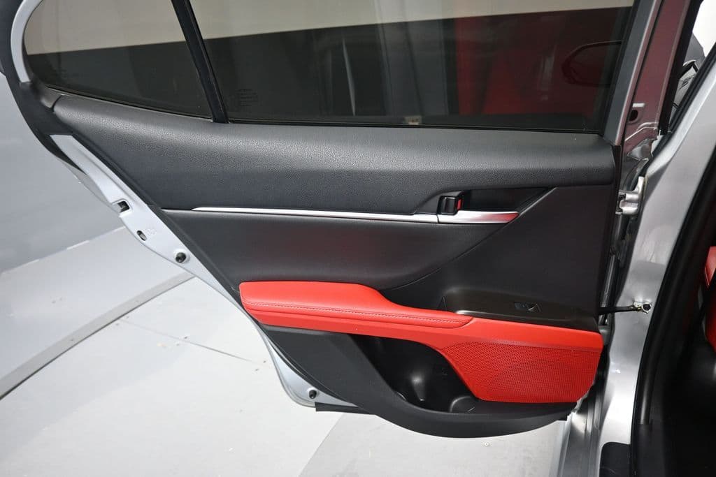 2021 Toyota Camry XSE, photo 33 of 61