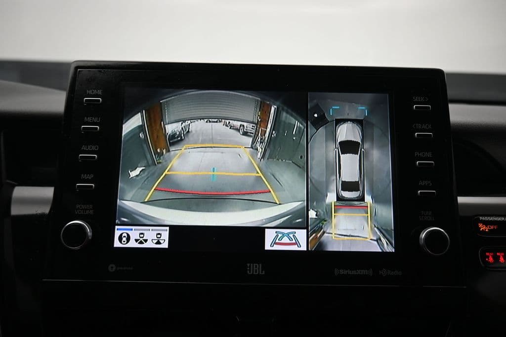 2021 Toyota Camry XSE, photo 20 of 61