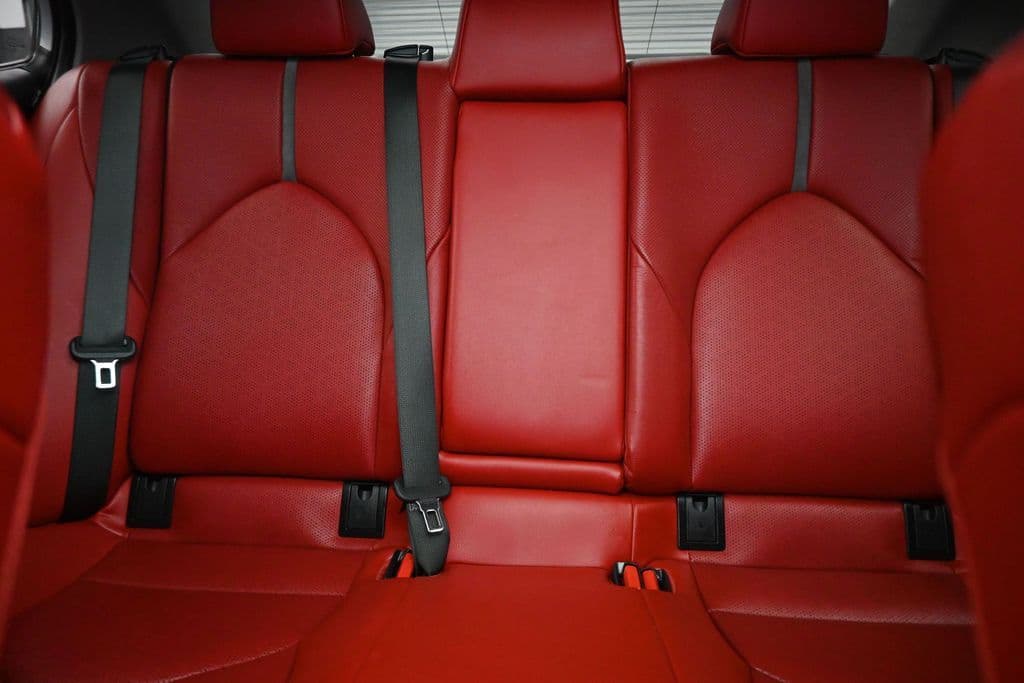 2021 Toyota Camry XSE, photo 32 of 61