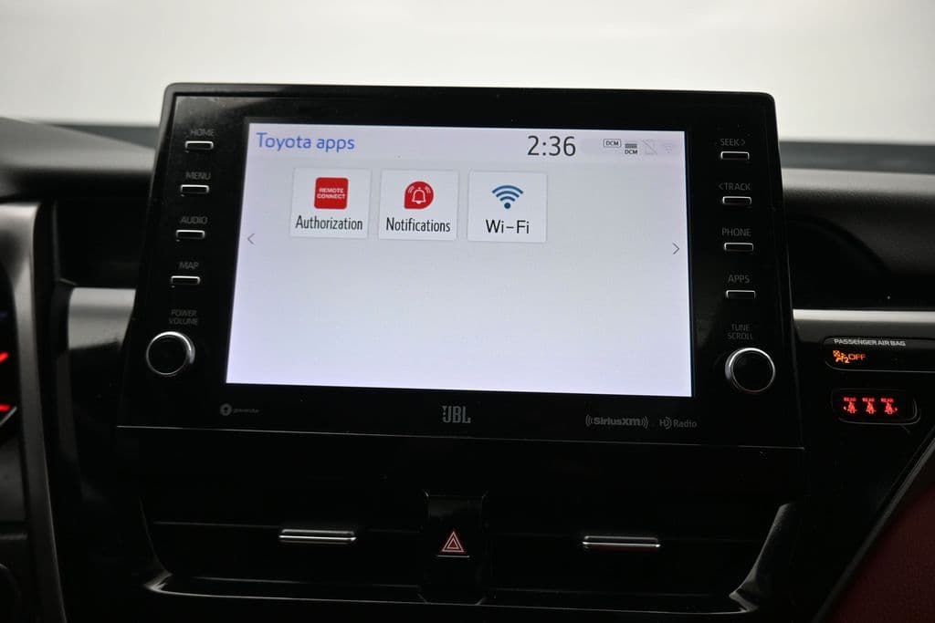 2021 Toyota Camry XSE, photo 17 of 61