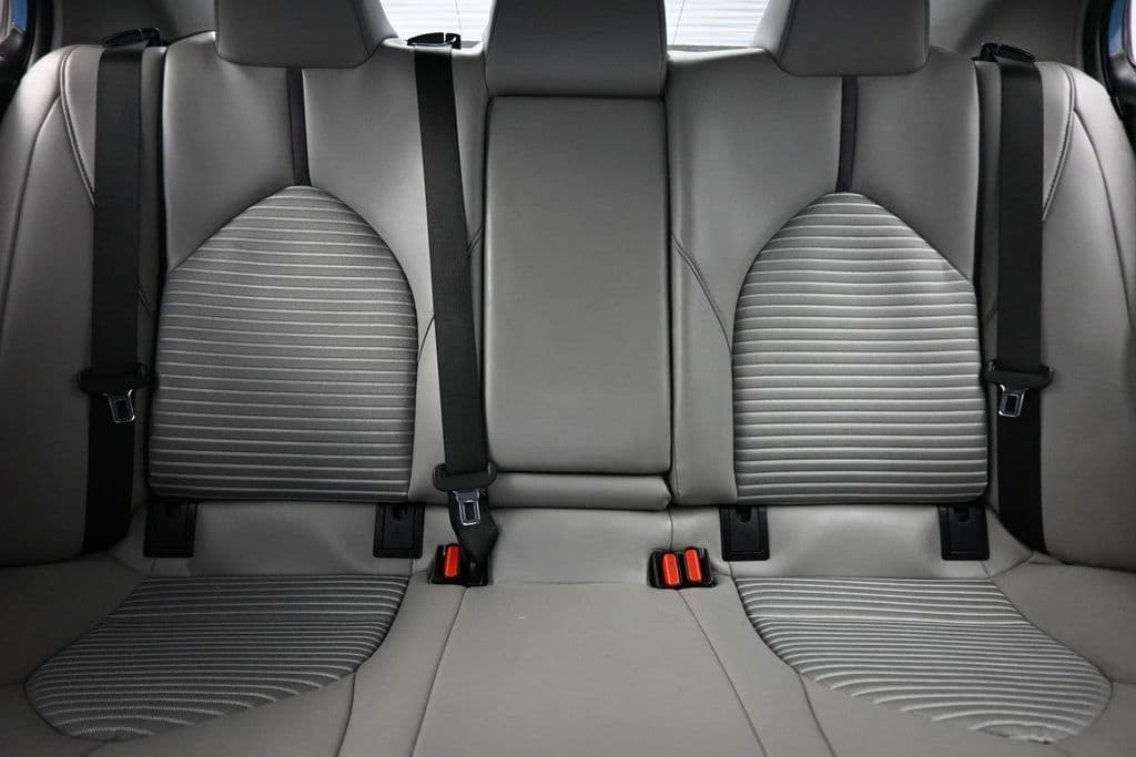 2024 Toyota Camry SE, photo 29 of 57
