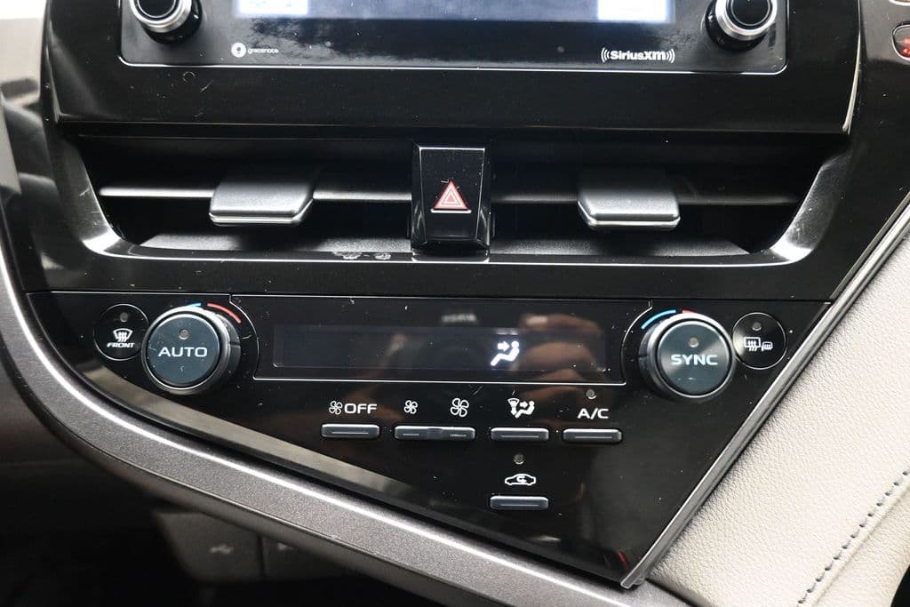 2024 Toyota Camry SE, photo 20 of 57