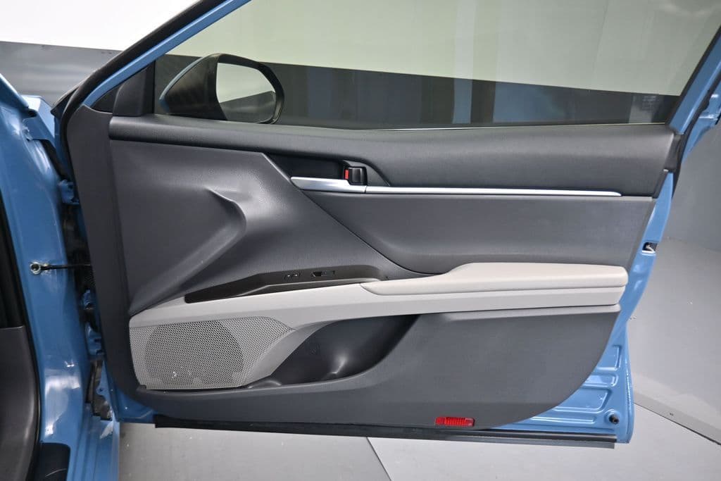 2024 Toyota Camry SE, photo 39 of 57