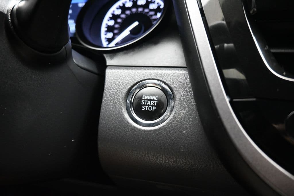 2024 Toyota Camry SE, photo 21 of 57