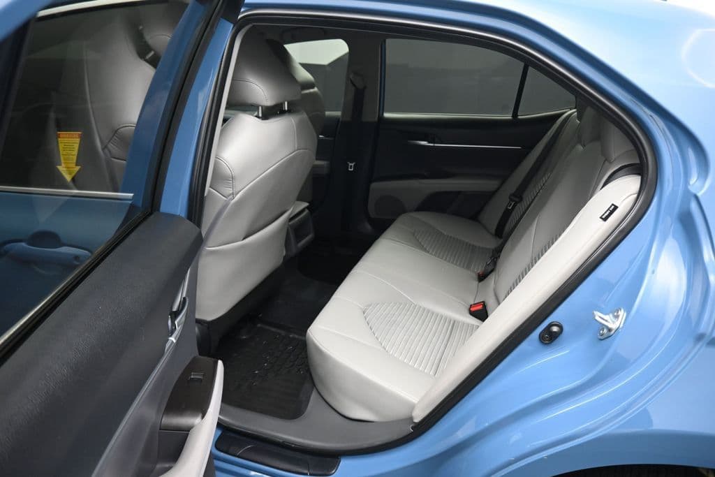 2024 Toyota Camry SE, photo 32 of 57