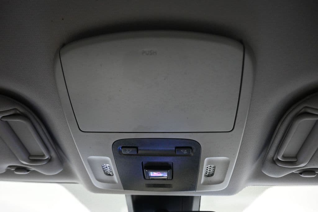 2024 Toyota Camry SE, photo 25 of 57