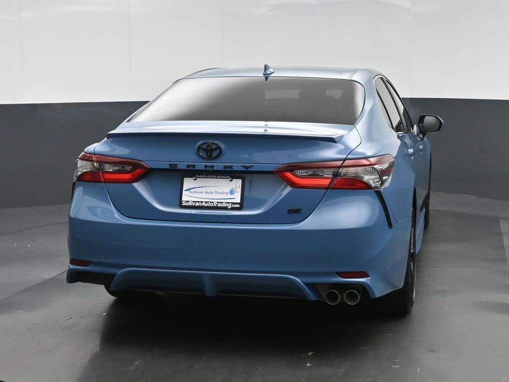 2024 Toyota Camry SE, photo 6 of 57