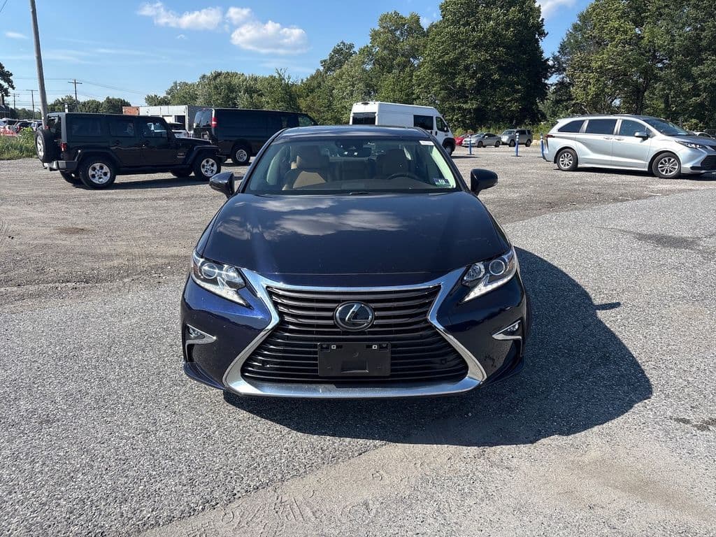 2018 Lexus ES 350, photo 2 of 6