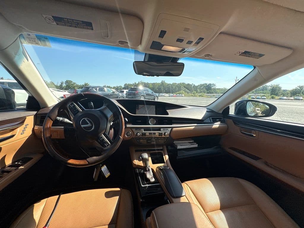 2018 Lexus ES 350, photo 5 of 6