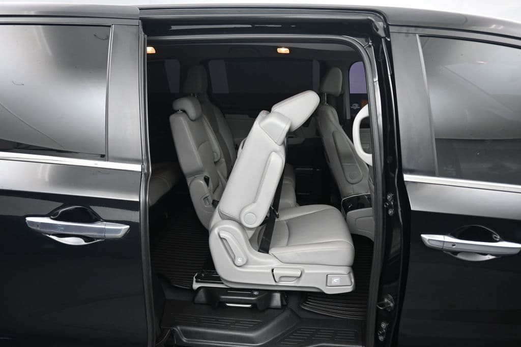 2022 Honda Odyssey Touring, photo 52 of 79