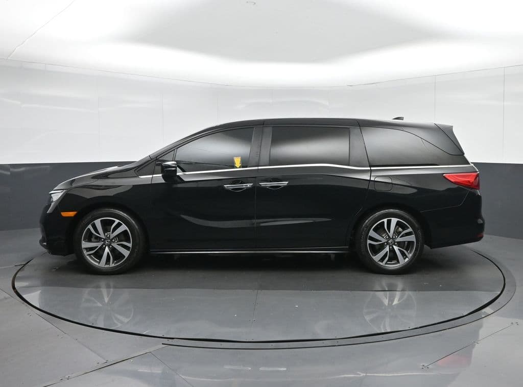 2022 Honda Odyssey Touring, photo 4 of 79