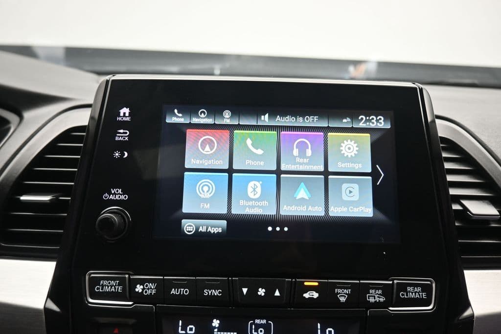 2022 Honda Odyssey Touring, photo 16 of 79