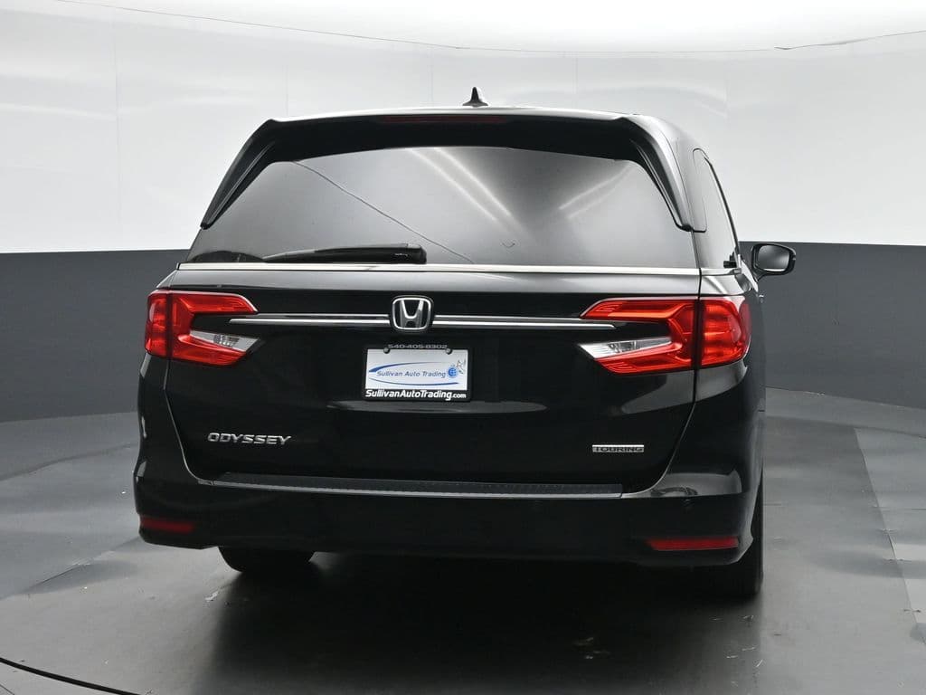 2022 Honda Odyssey Touring, photo 6 of 79