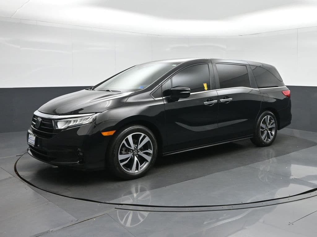 2022 Honda Odyssey Touring, photo 3 of 79