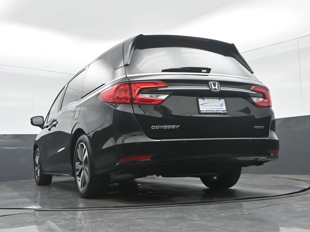 2023 Honda Odyssey Touring, photo 77 of 82