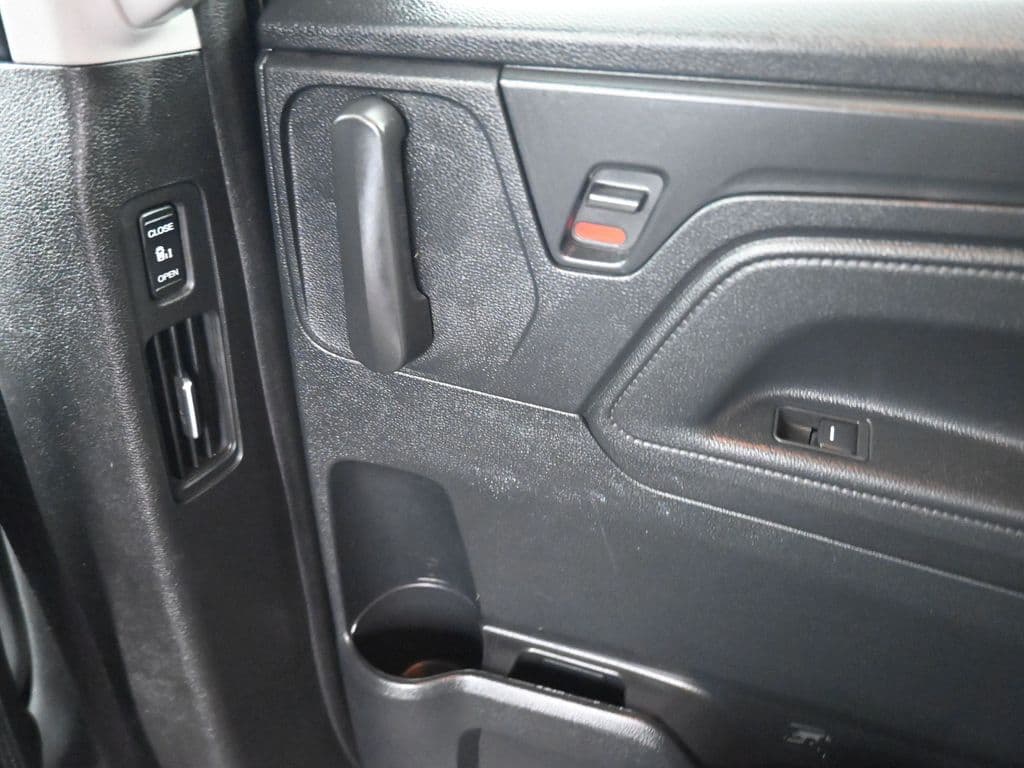 2023 Honda Odyssey Touring, photo 40 of 82