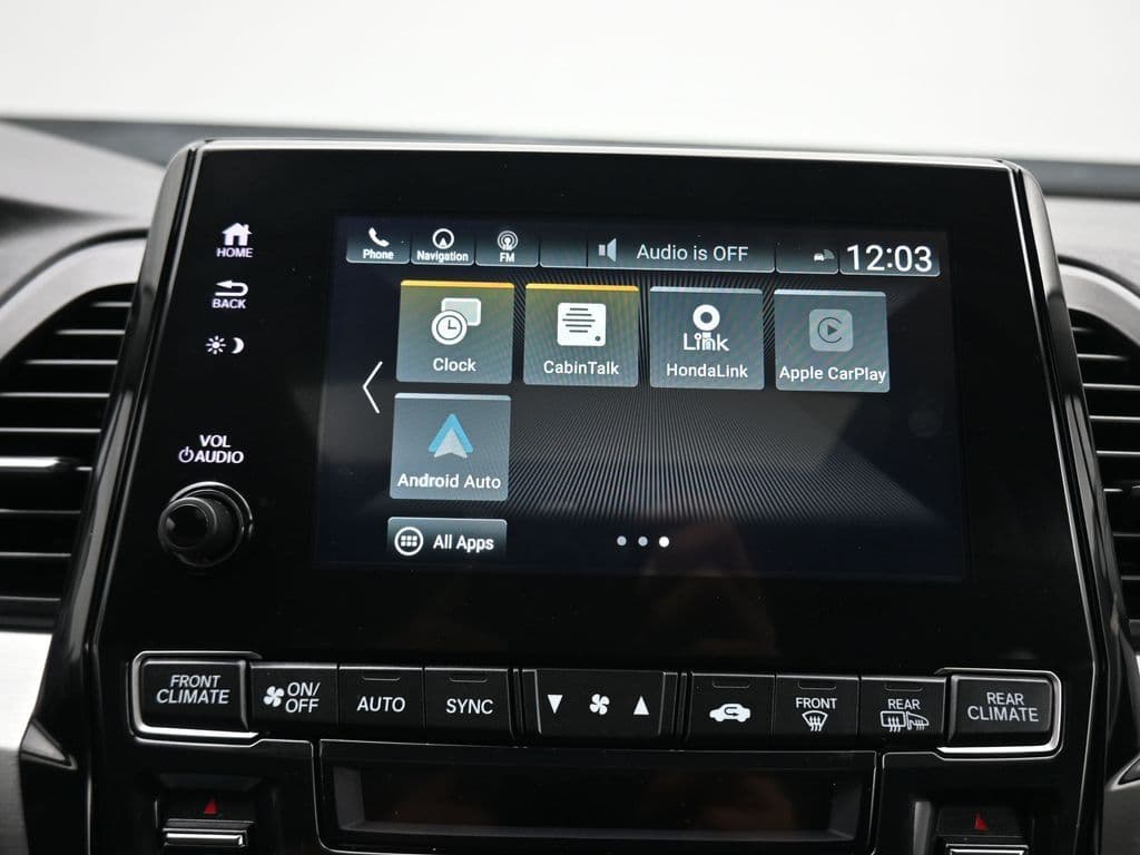 2023 Honda Odyssey Touring, photo 18 of 82