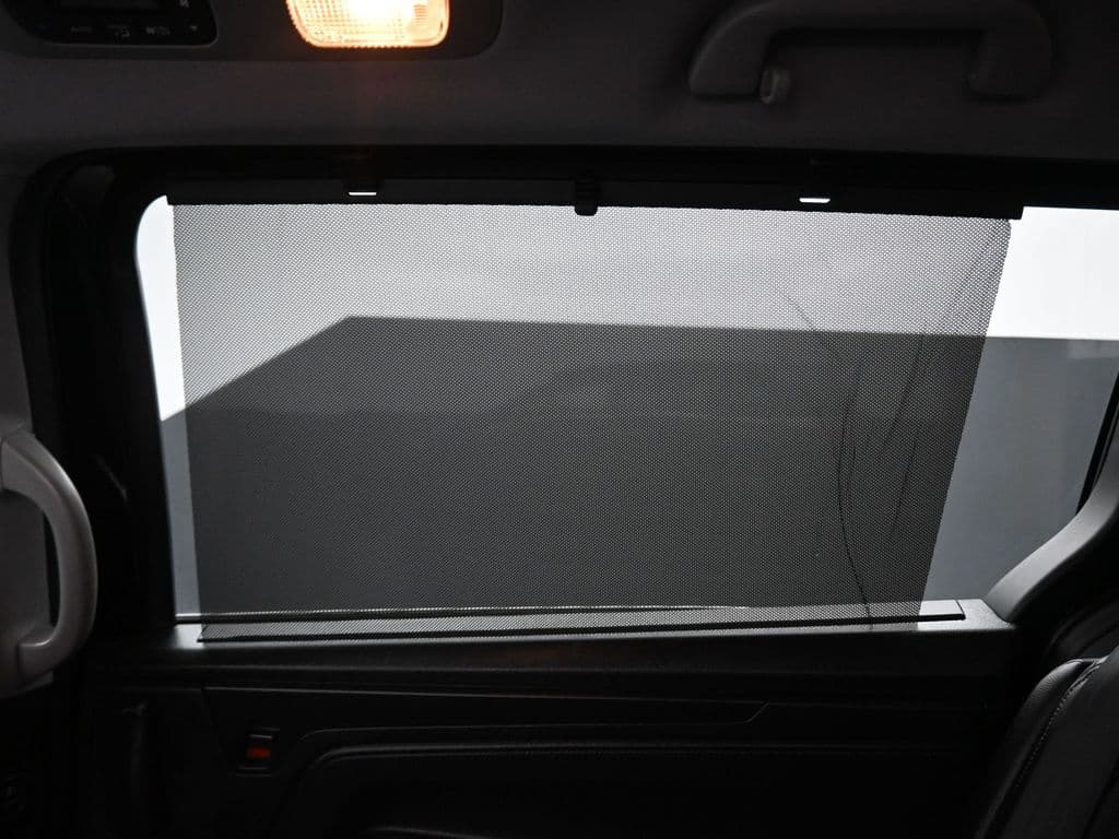 2023 Honda Odyssey Touring, photo 41 of 82