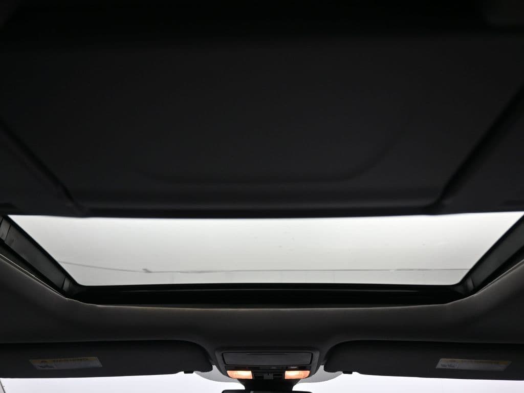 2023 Honda Odyssey Touring, photo 58 of 82