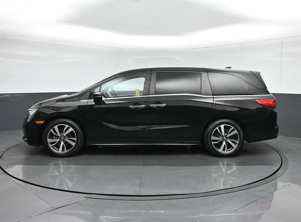 2023 Honda Odyssey Touring, photo 4 of 82