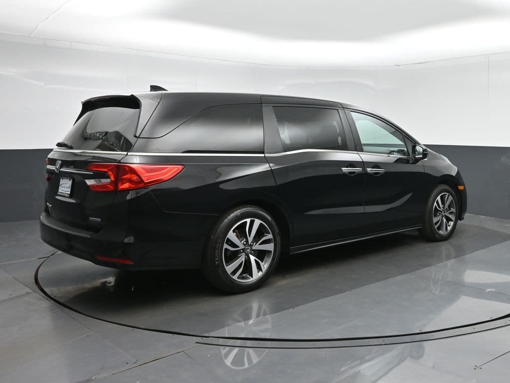 2023 Honda Odyssey Touring, photo 7 of 82