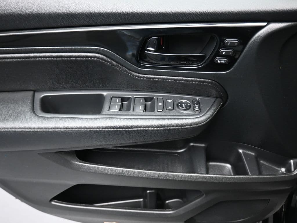 2023 Honda Odyssey Touring, photo 10 of 82